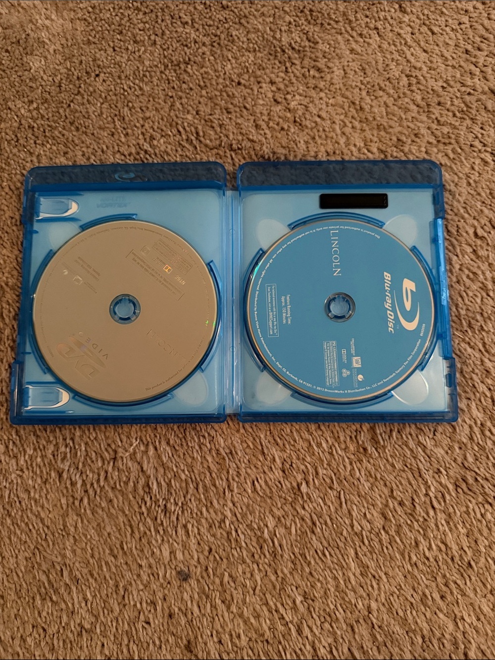 Lincoln Blu-ray + DVD - Picture 3 of 3